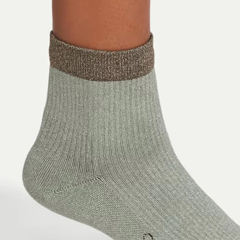 6 6